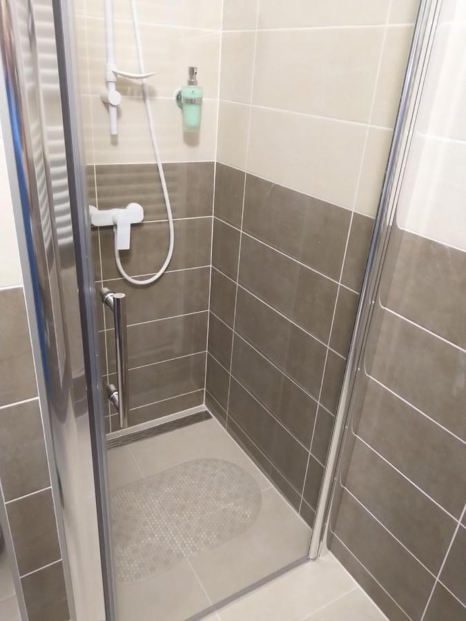 Apartmany Nezarka A Privatni Wellness 인드르지후프흐라데츠 외부 사진