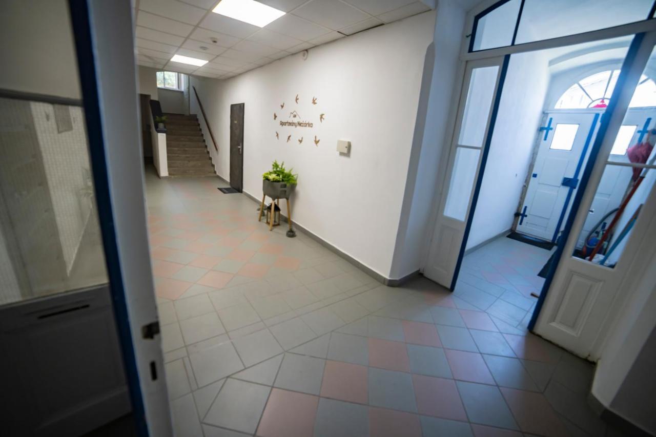 Apartmany Nezarka A Privatni Wellness 인드르지후프흐라데츠 외부 사진