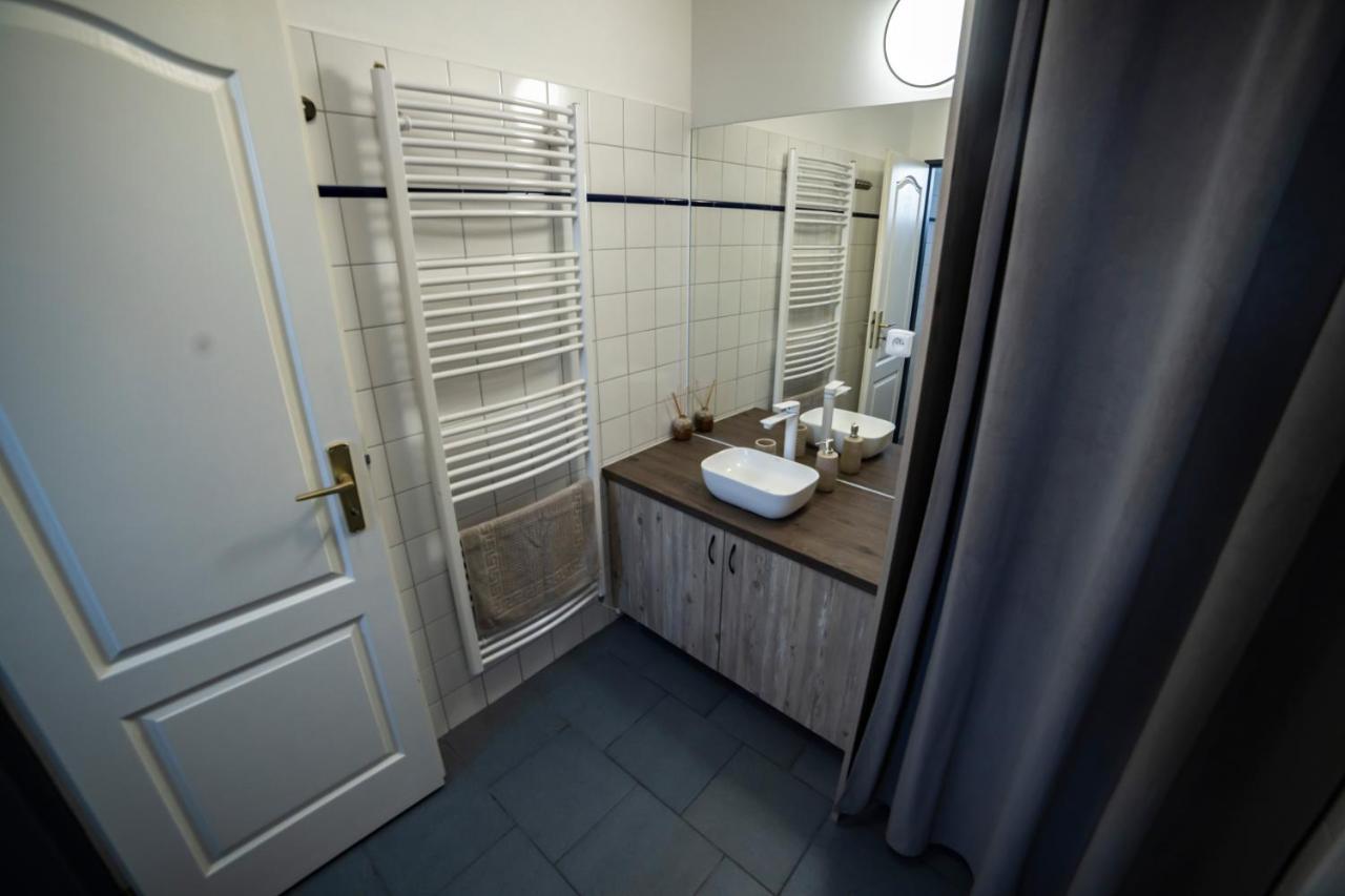 Apartmany Nezarka A Privatni Wellness 인드르지후프흐라데츠 외부 사진